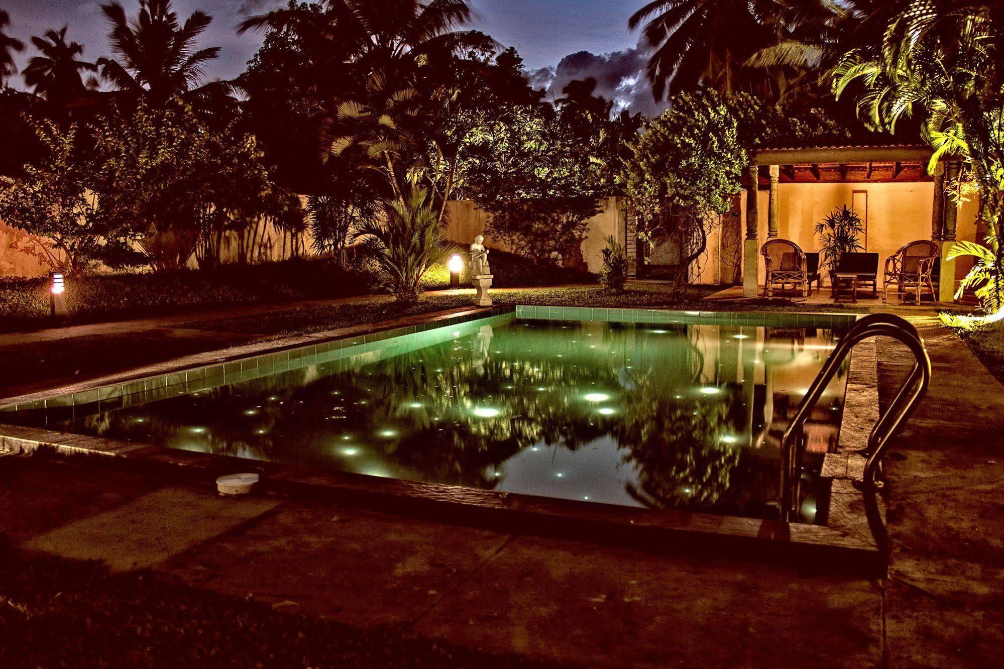 The Lagoon Villa Kurana Katunayaka Exterior foto